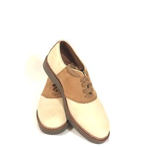 GH & Bass Co men’s shoes T074 tan and brown size 8